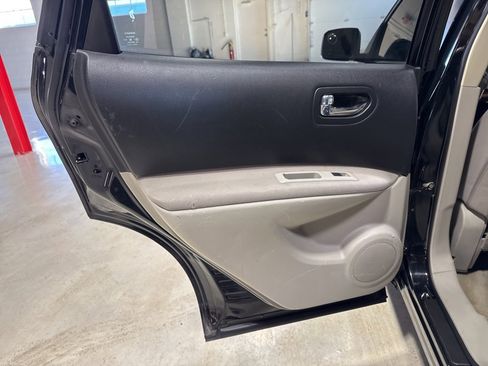 Used 2008 Nissan Rogue S image 26