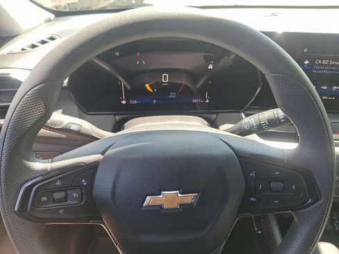 Certified 2025 Chevrolet TrailBlazer LS w/ LS Convenience Package FWD image 18