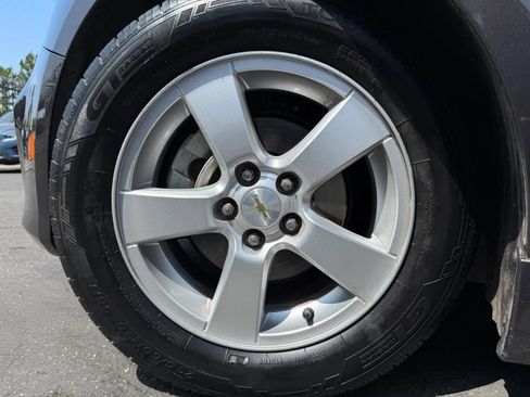 Used 2015 Chevrolet Cruze LT w/ Sun And Sound Package FWD image 46