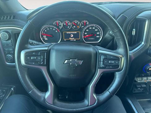 Used 2021 Chevrolet Silverado 1500 LT Trail Boss image 17