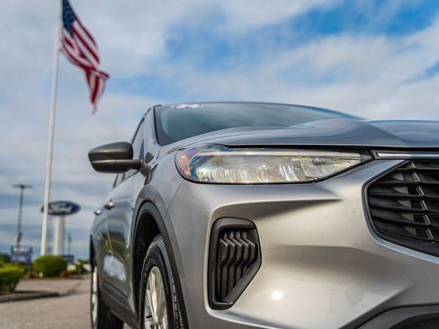 Certified 2024 Ford Escape Active w/ Tech Pack #1 image 10