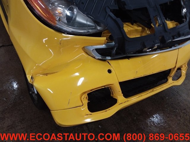 Used 2014 smart fortwo passion RWD image 17