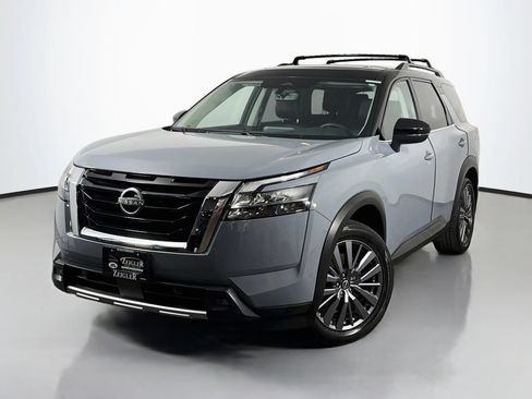 Used 2023 Nissan Pathfinder SL w/ SL Premium Package AWD/4WD image 1