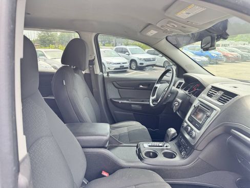 Used 2016 GMC Acadia SLE AWD/4WD image 21