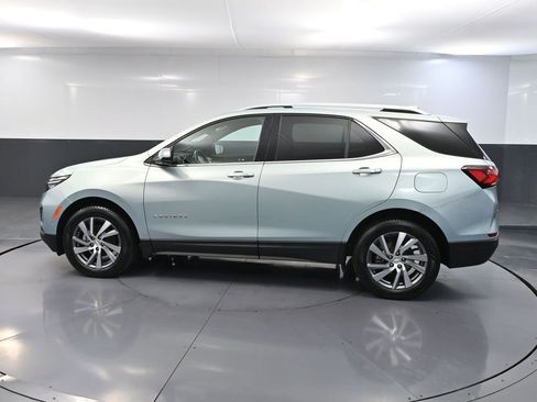 Used 2022 Chevrolet Equinox Premier image 11