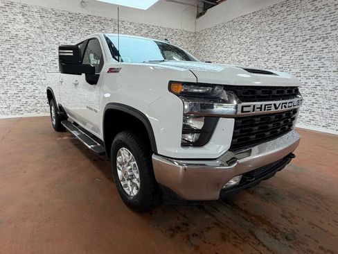 Used 2022 Chevrolet Silverado 2500 LT w/ Convenience Package AWD/4WD image 7
