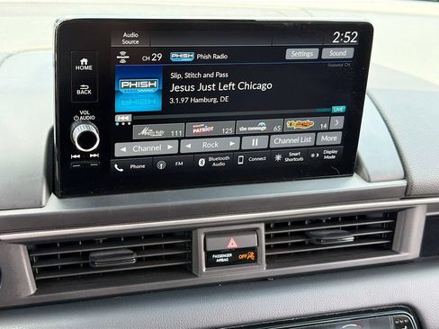Used 2025 Honda Pilot EX-L image 12