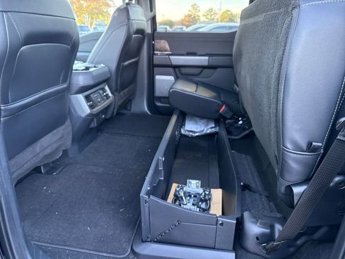 Used 2023 Ford F350 Lariat w/ Lariat Ultimate Package image 25