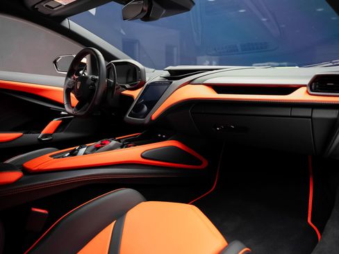 Used 2024 Lamborghini Revuelto AWD/4WD image 65
