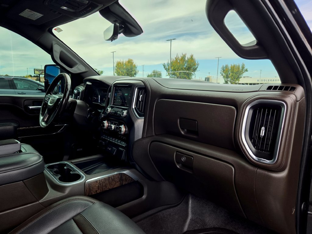Used 2020 GMC Sierra 2500 Denali w/ Denali Ultimate Package AWD/4WD image 19