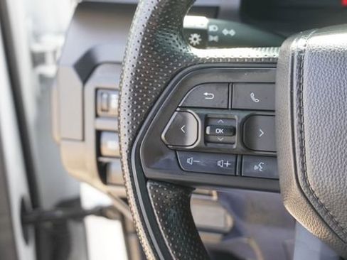 Used 2025 Toyota Tacoma SR image 28