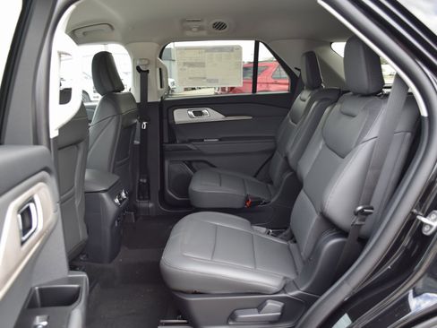 New 2026 Ford Explorer Active image 20