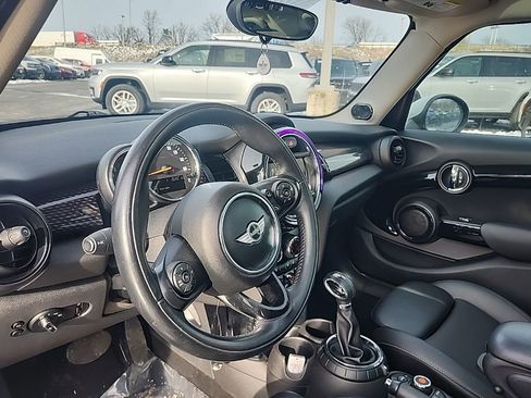 Used 2016 MINI Cooper S image 12