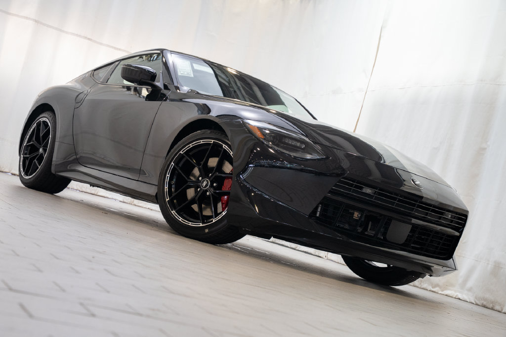 New 2027 Nissan Z Performance RWD image 3