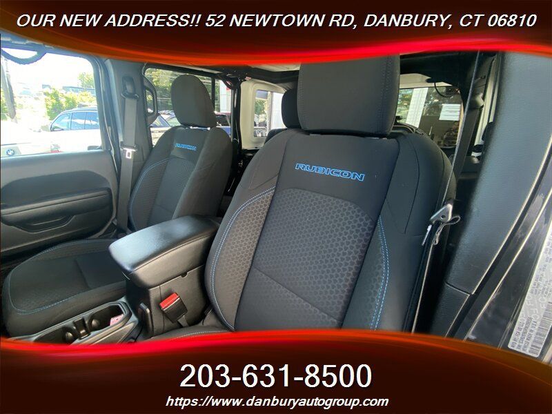 Used 2024 Jeep Wrangler Unlimited Rubicon 4xe w/ Technology Group AWD/4WD image 13