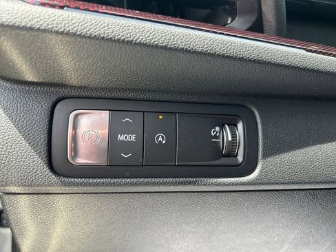 Used 2024 Chevrolet Traverse RS w/ LPO, Floor Liner Package FWD image 22
