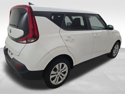 Used 2020 Kia Soul LX FWD image 9