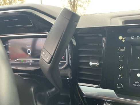 Used 2024 GMC Sierra 1500 Elevation image 16