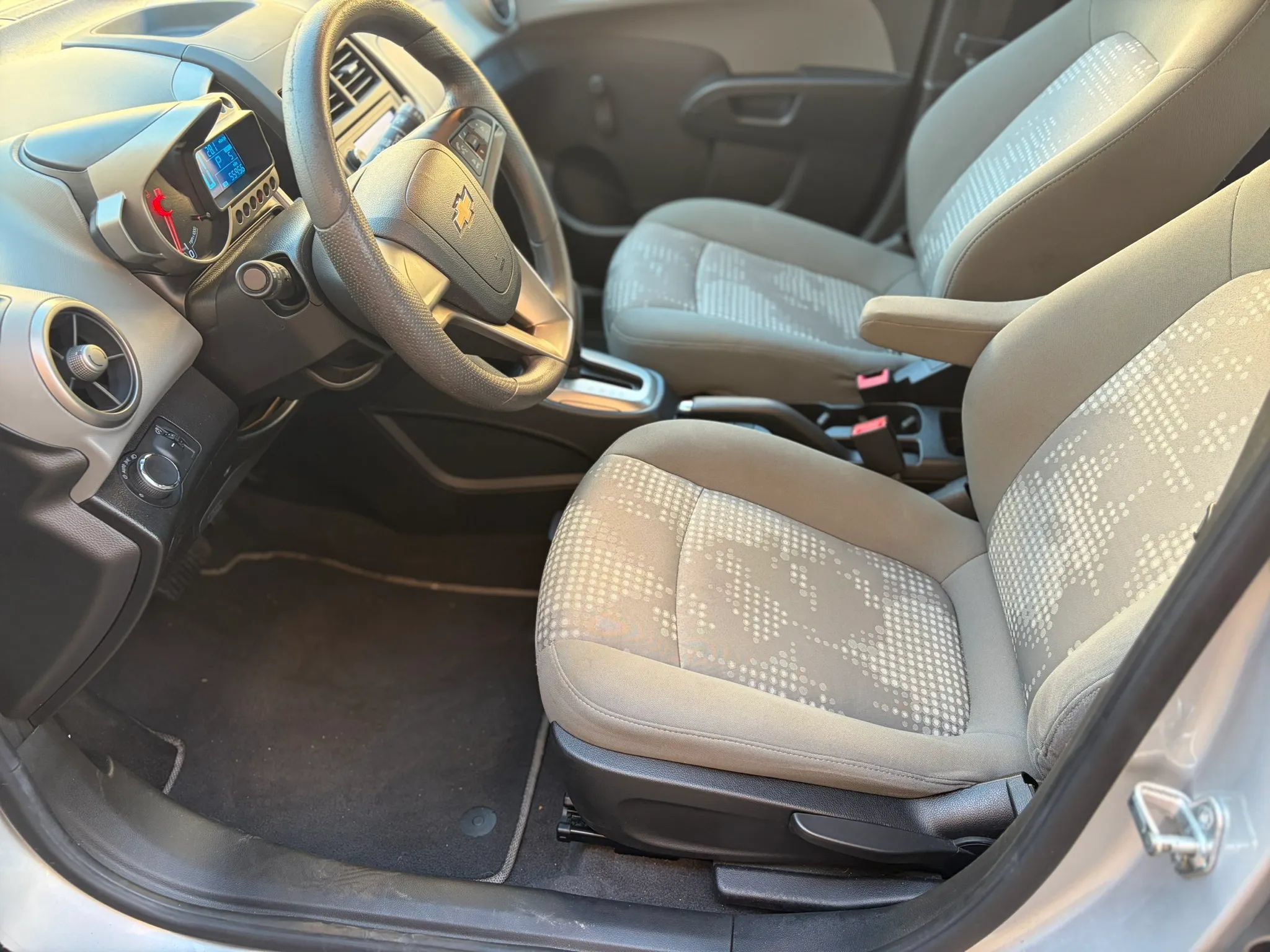 Used 2016 Chevrolet Sonic LS FWD image 9