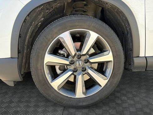 Used 2023 Honda Pilot Elite image 13