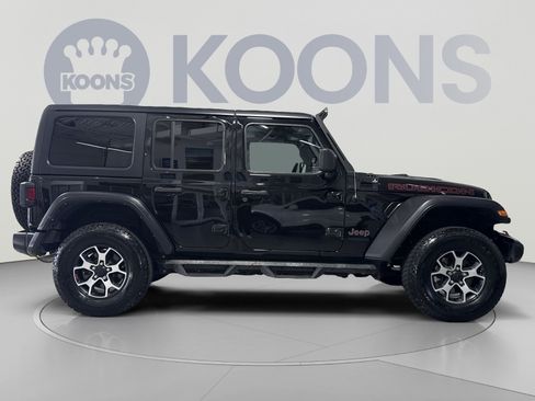Used 2022 Jeep Wrangler Unlimited Rubicon w/ Cold Weather Group AWD/4WD image 13