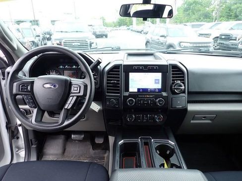 Used 2019 Ford F150 XL w/ Equipment Group 101A Mid AWD/4WD image 13