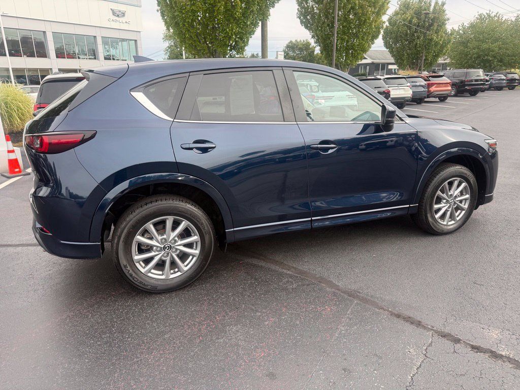 Used 2025 MAZDA CX-5 AWD 2.5 S w/ Select Package image 9
