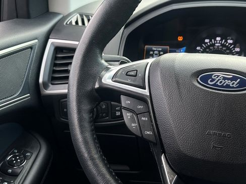 Used 2022 Ford Edge SEL w/ Sport Appearance Package image 21