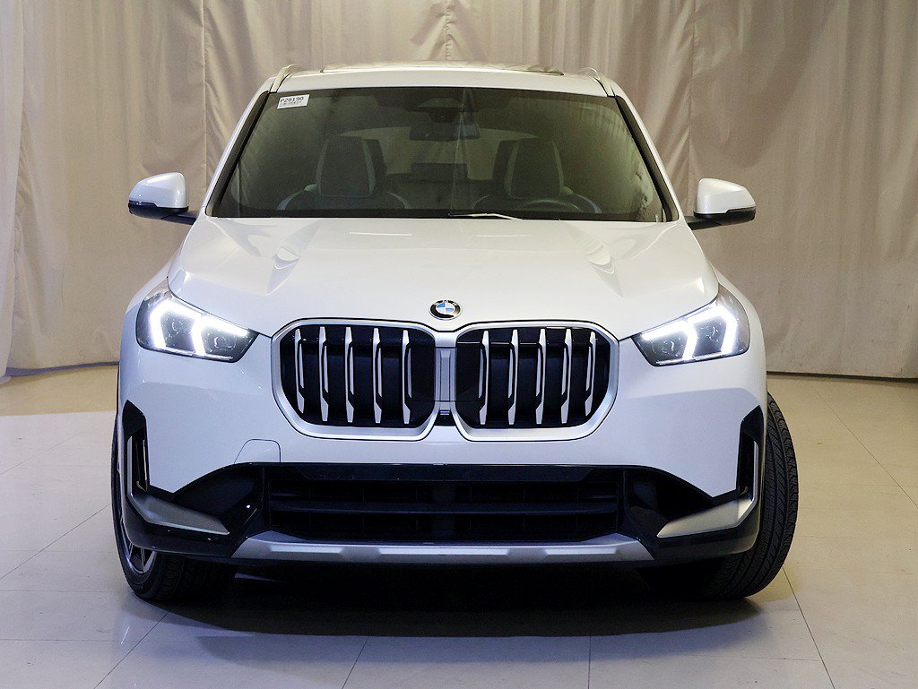 Certified 2026 BMW X1 xDrive28i AWD/4WD image 5