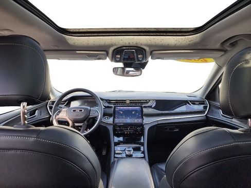 Used 2022 Jeep Grand Cherokee Limited 4xe image 21