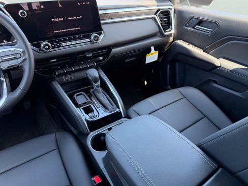 New 2026 GMC Canyon Elevation w/ Convenience Package RWD image 18