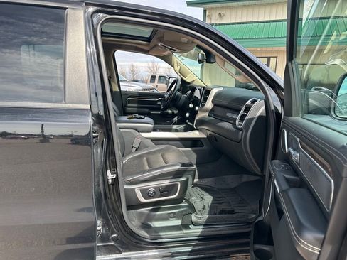 Used 2019 RAM 1500 Laramie image 27