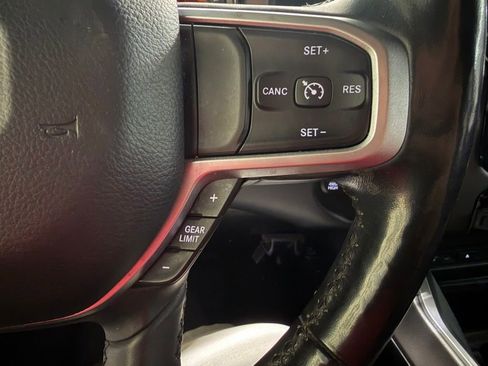 Used 2019 RAM 1500 Big Horn AWD/4WD image 17