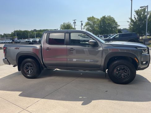 New 2026 Nissan Frontier PRO-4X w/ Pro-4x Convenience Package AWD/4WD image 8