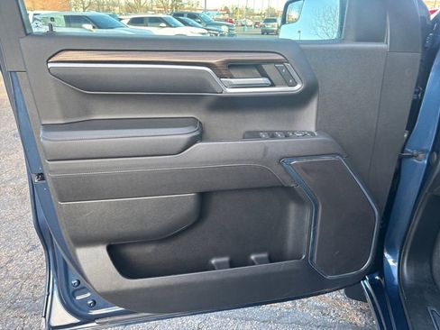 Used 2023 Chevrolet Silverado 1500 LT image 16