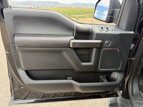Used 2019 Ford F150 Lariat w/ Equipment Group 502A Luxury AWD/4WD image 14