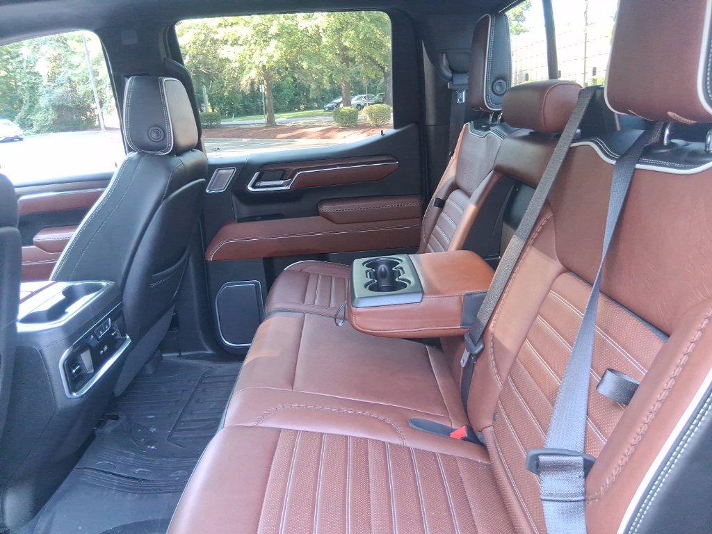 Used 2023 GMC Sierra 1500 Denali Ultimate AWD/4WD image 17
