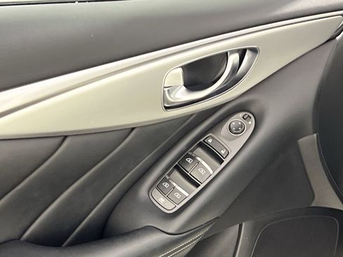 Used 2019 INFINITI Q50 Luxe w/ Essential Package (3.0T Luxe) image 15