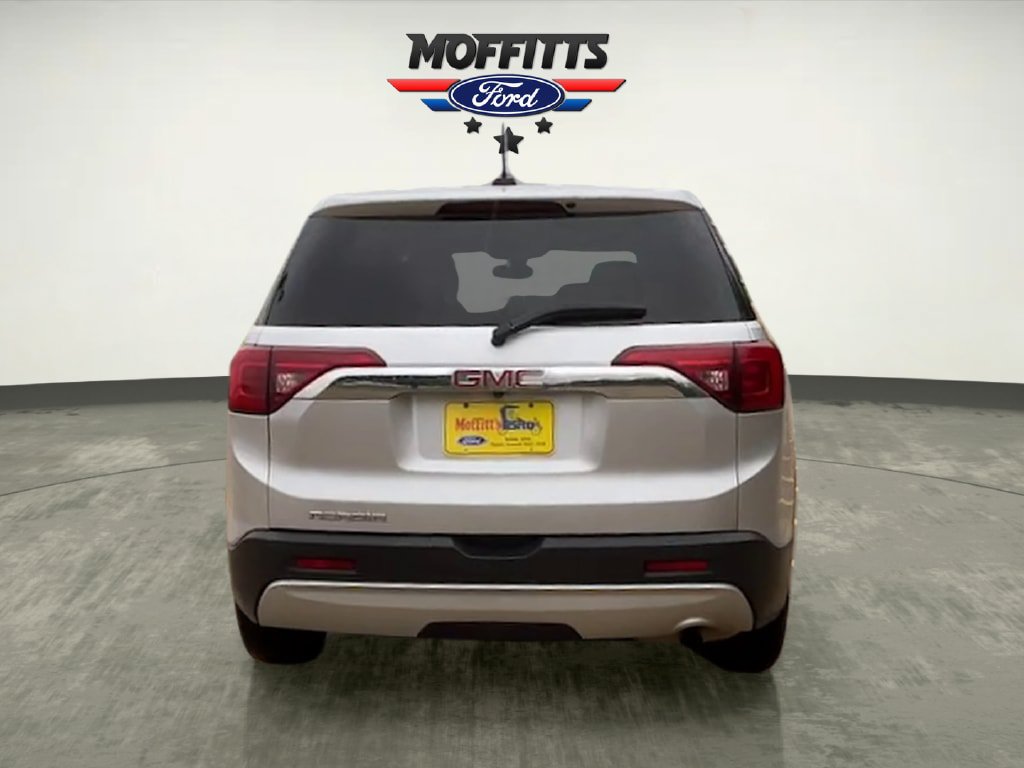 Used 2017 GMC Acadia SLE FWD image 4