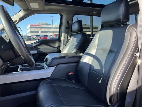 Used 2017 Ford F350 Lariat w/ Lariat Ultimate Package image 12