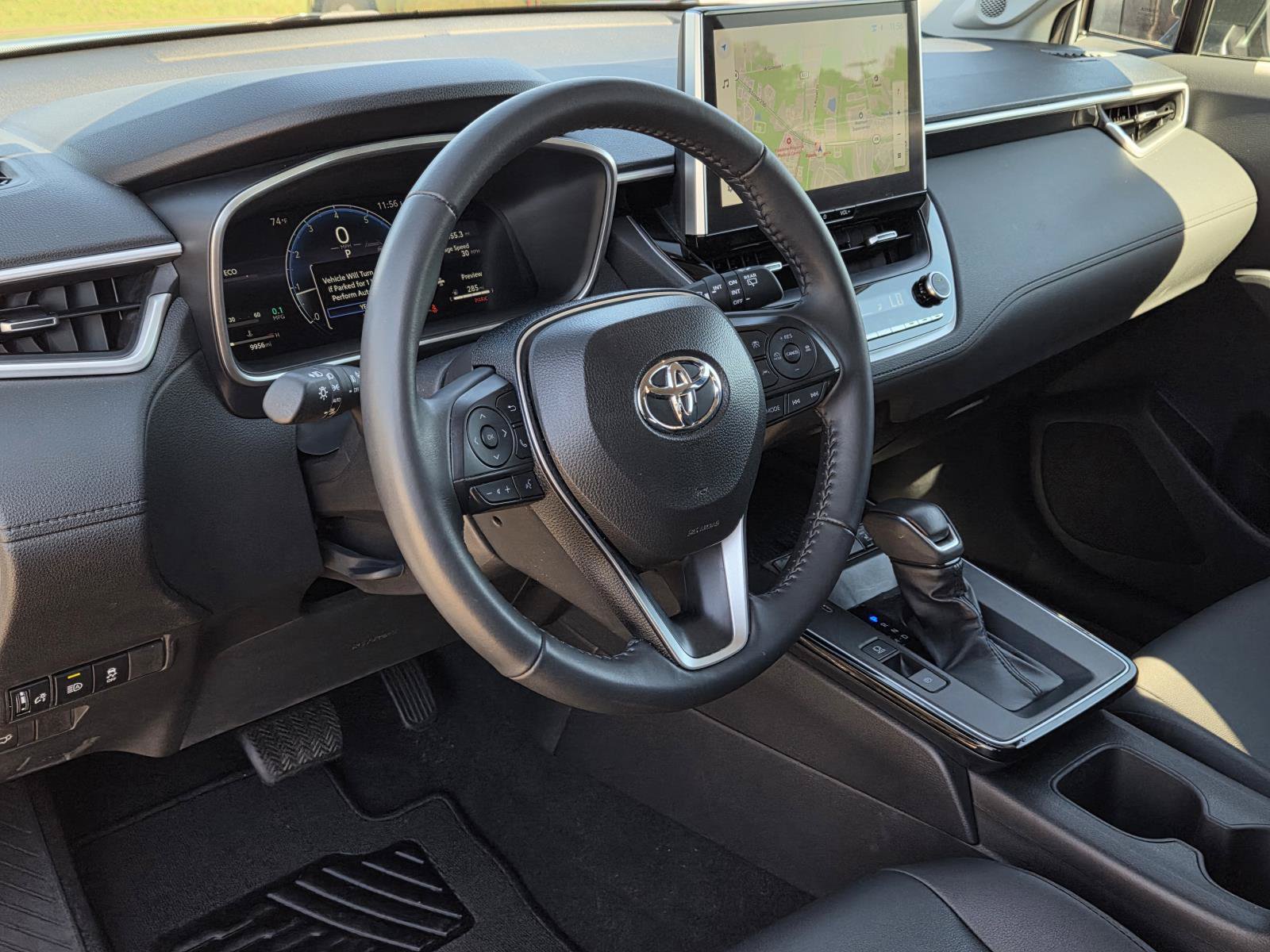 Used 2026 Toyota Corolla Cross XLE w/ Convenience Package FWD image 28