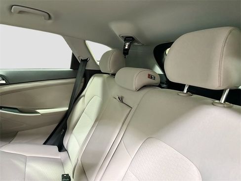 Used 2021 Hyundai Tucson Value image 25