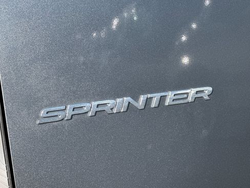 Used 2025 Mercedes-Benz Sprinter 2500 image 27