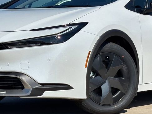 New 2026 Toyota Prius Plug-In Hybrid image 2