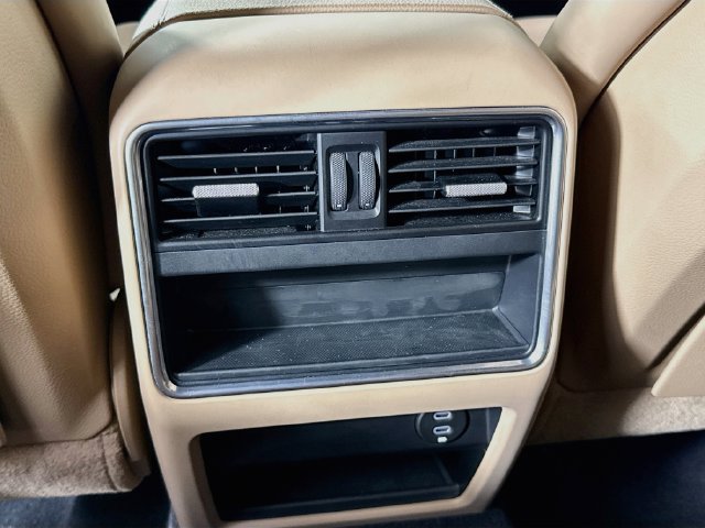 Used 2021 Porsche Cayenne AWD/4WD image 26
