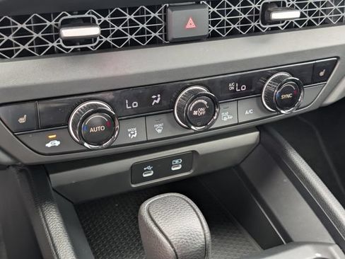 Used 2025 Honda Accord SE image 17
