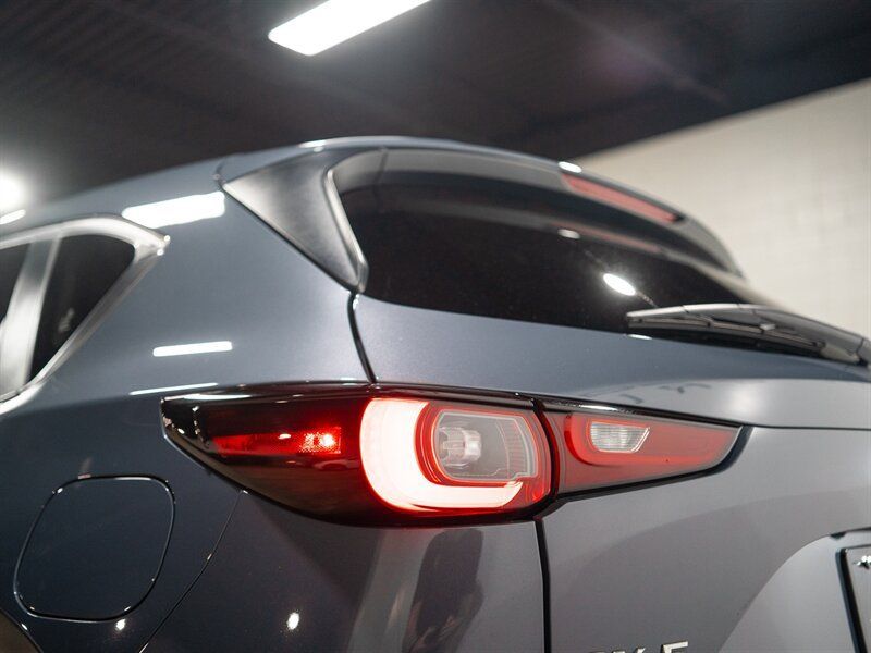Used 2022 MAZDA CX-5 Carbon Edition AWD/4WD image 11
