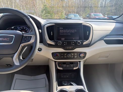 Certified 2023 GMC Terrain Denali w/ Denali Premium Package AWD/4WD image 23