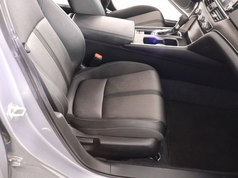 Used 2020 Honda Accord EX image 13