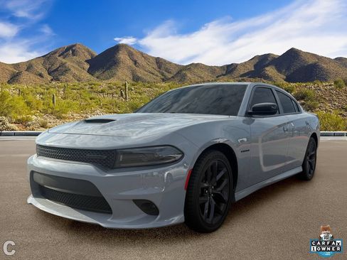 Used 2022 Dodge Charger R/T w/ Blacktop Package RWD image 2